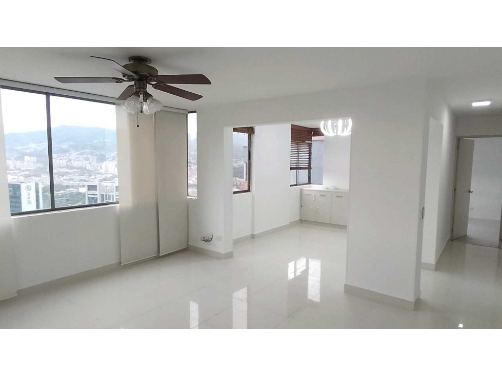 Penthouse Dúplex Remodelado en El Poblado