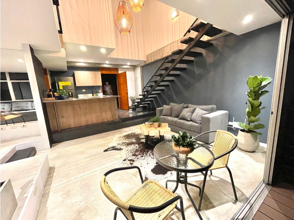 Penthouse Duplex. Arriendo amoblado en el Poblado. Lalinde. Lujoso. — foto 5