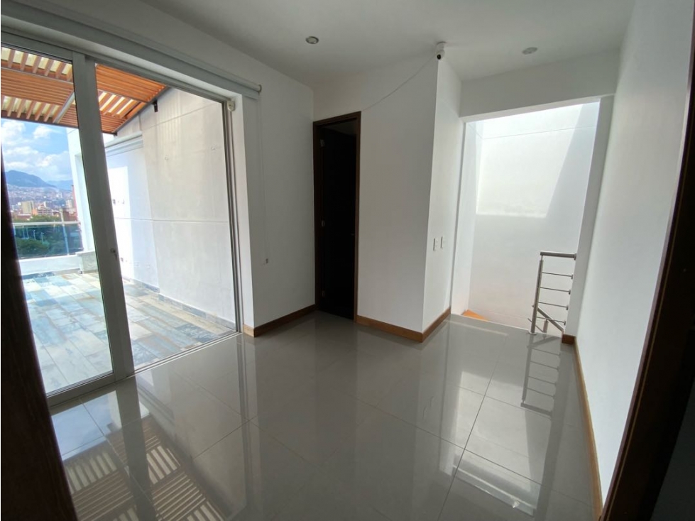 Penthouse dúplex en Venta #Laureles ¡Precio Negociable! — foto 5