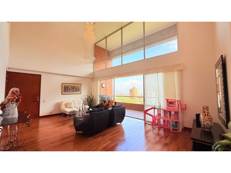 Penthouse Duplex, Envigado , Loma de Bendectinos 236m2 +36 de balcón