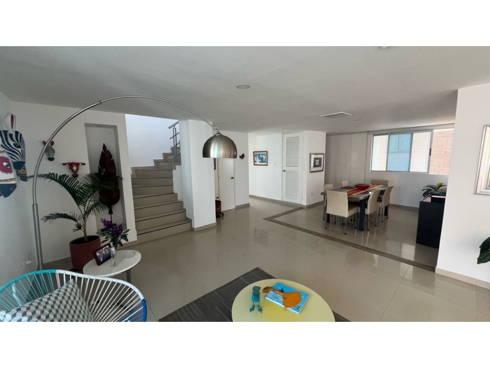 Penthouse en altos del limon 230m2