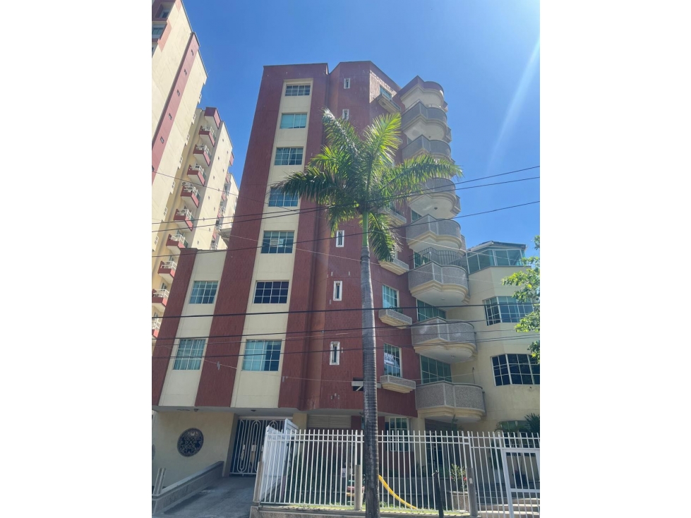 PENTHOUSE EN ZONA RESIDENCIAL PREMIUM GRANADILLO