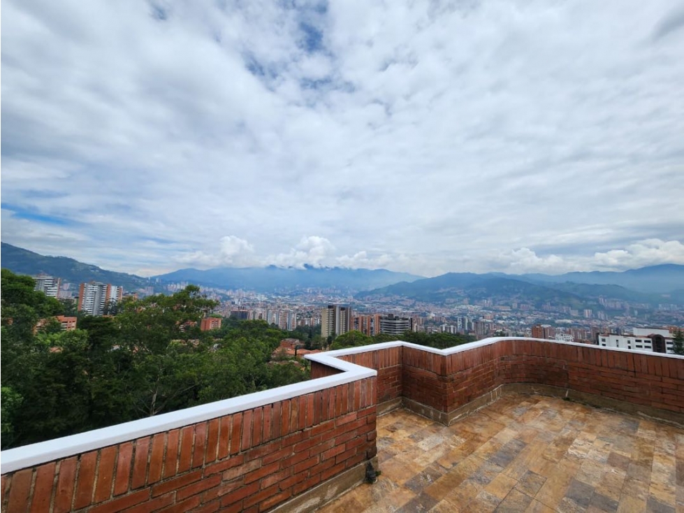 Penthouse en Venta en Benedictinos - El Poblado, Medellín - 333 m² — foto 2
