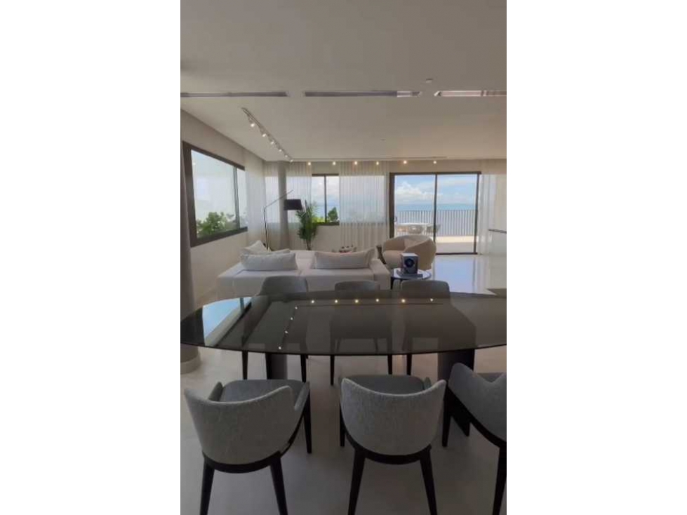 PENTHOUSE EN ISLA OCEAN REEF FRENTE AL MAR AMOBLADO