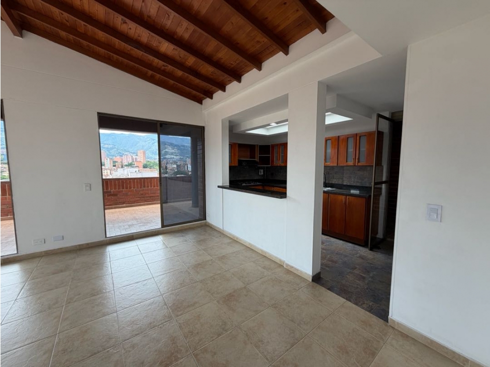 Penthouse en venta en Laureles
