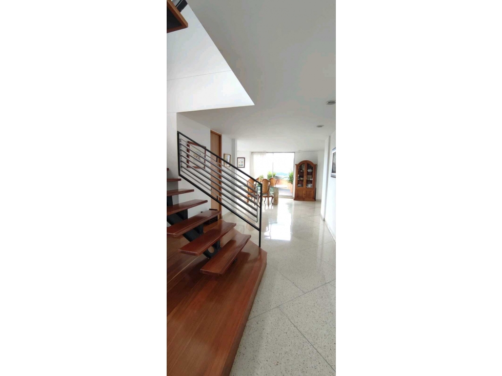 PENTHOUSE EN VENTA ALMERIA. BARRIO SANTA TERESITA. MEDELLIN — foto 4