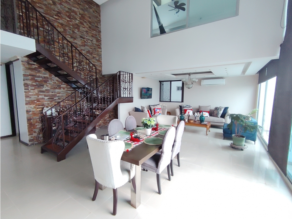Penthouse Dúplex con Espectacular Vista al Mar | PH Cabo Marzo