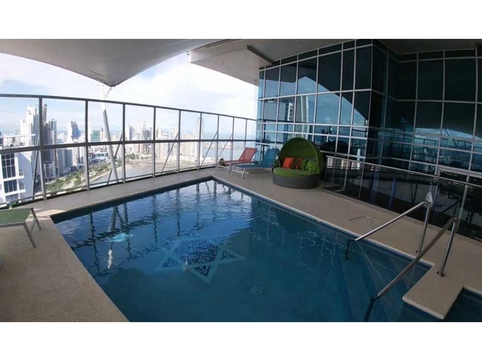 PENTHOUSE ESPECTACULAR AMOBLADO PH YACHT CLUB PISCINA PRIVADA