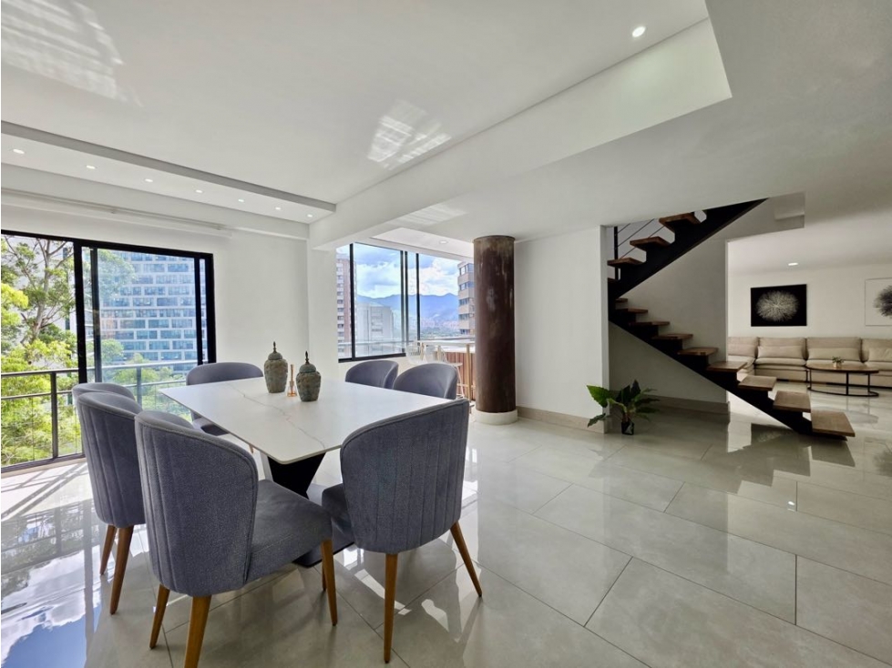 PENTHOUSE REMODELADO EN EL POBLADO. MILLA DE ORO — foto 4
