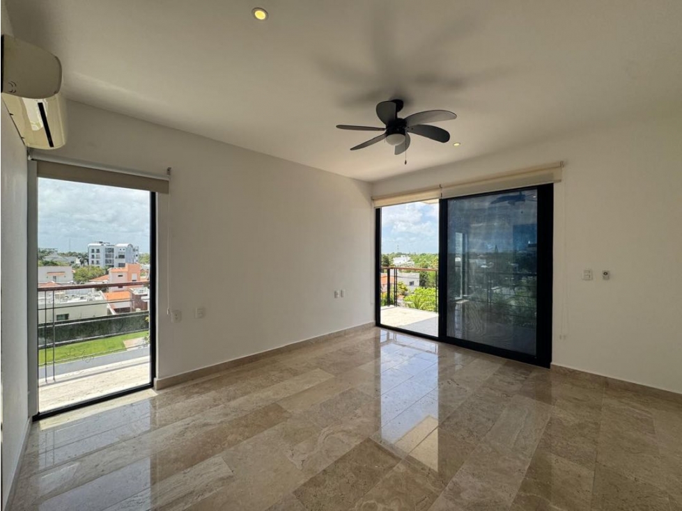 PENTHOUSE RESIDENCIAL PALMAR 3Rec Sin Muebles Av ACANCEH
