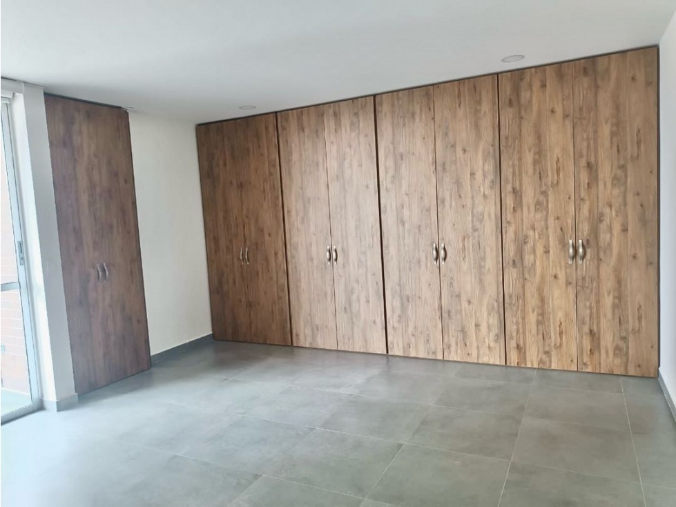 Zuñiga Penthouse 3 alcobas con baño, piso alto — foto 5