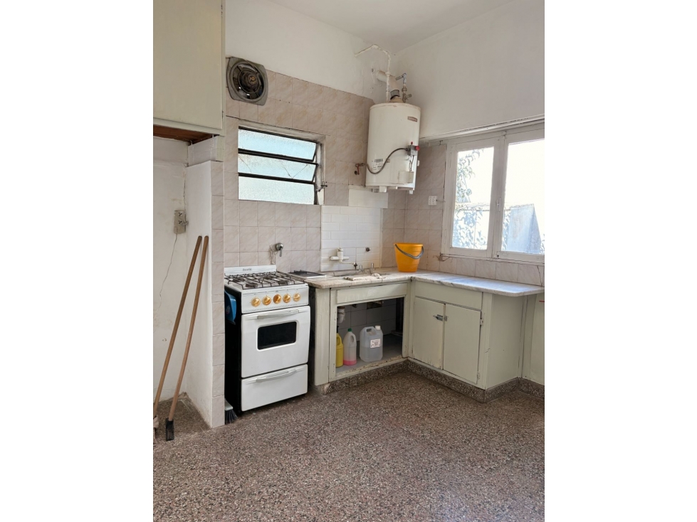 PH 2 AMBIENTES PLANTA BAJA - DORREGO 3700 — foto 3