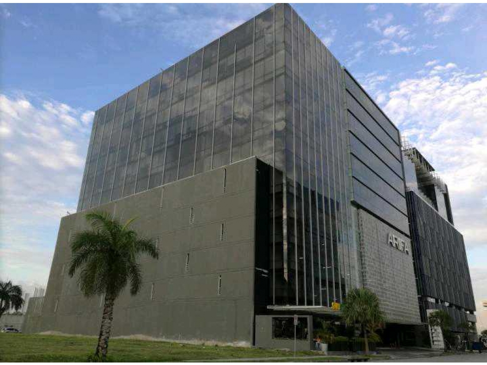 VENTA DE OFICINA EN SANTA MARÍA, CIUDAD DE PANAMÁ | PH ARIFA - RM
