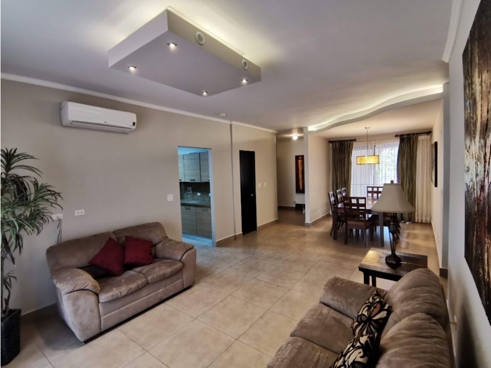 PH EMBASSY GARDENS APARTAMENTO ALQUILER AMOBLADO — foto 3