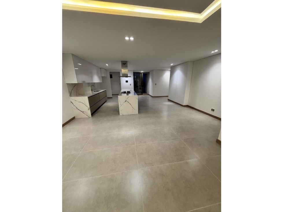 PH EN VENTA LAURELES MEDELLIN