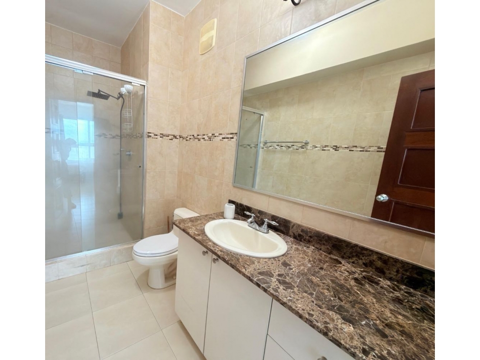 PH Grand Bay | 2 Recámaras Amoblado | Vista Ciudad | $1,500 — foto 5