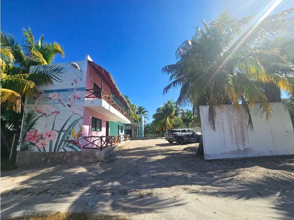 Playa San Crisanto Propiedad Casa Y 4 Villas En REMATE - 1