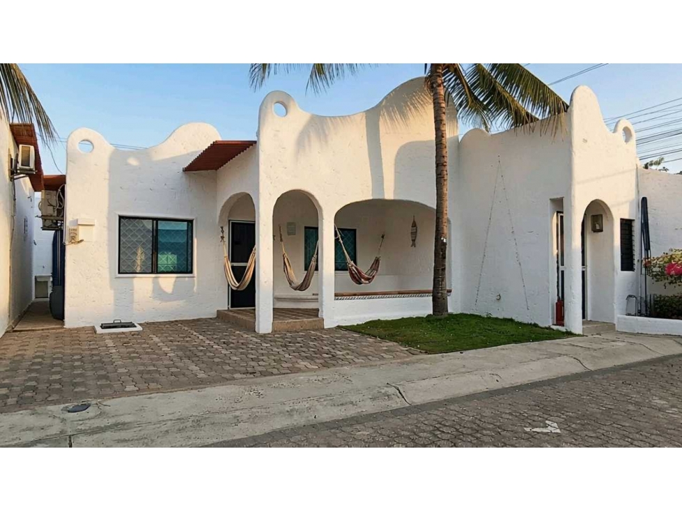 PLAYAS KM 3.5 VIA DATA CASA AMABLADA EN VENTA ANA CAPRI 2 - 6