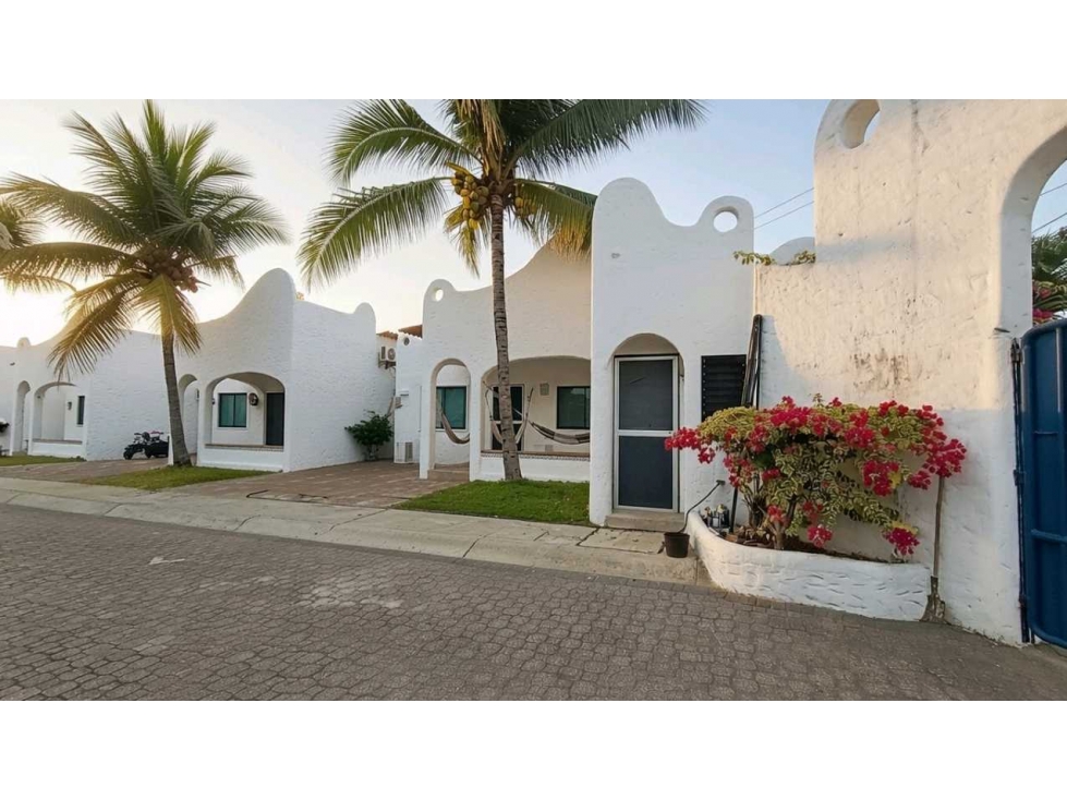 PLAYAS KM 3.5 VIA DATA CASA AMABLADA EN VENTA ANA CAPRI 2 - 5