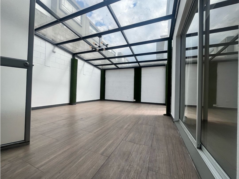 Ponceano, Casa en Renta , 233,14 m2, 3 Habitaciones, sala de estar. - 3