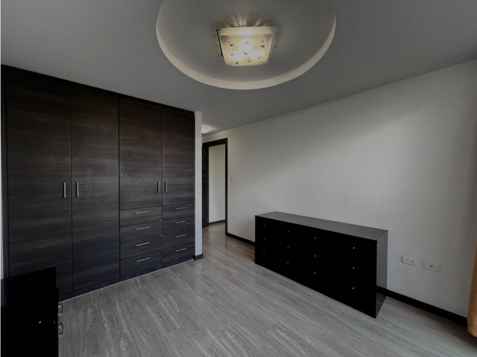 Ponceano, Departamento en Venta, 2 Habitaciones, cerca al colegio ISM — foto 3