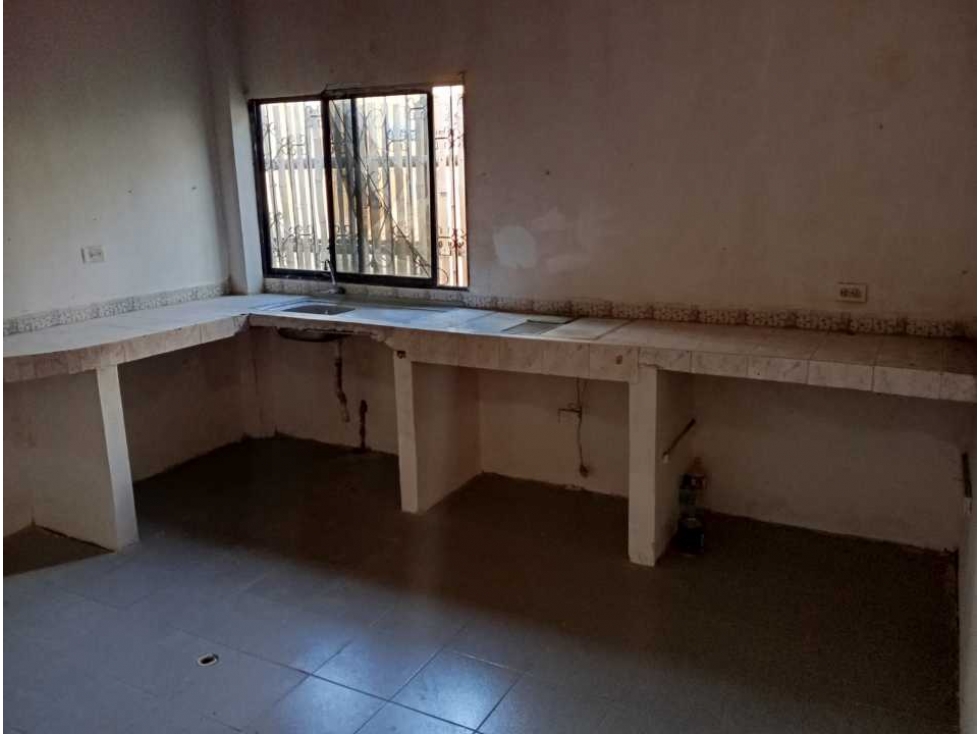 PONE A SU DISPOSICIÓN CASA DE VENTA EN LA LIBERTAD - 6