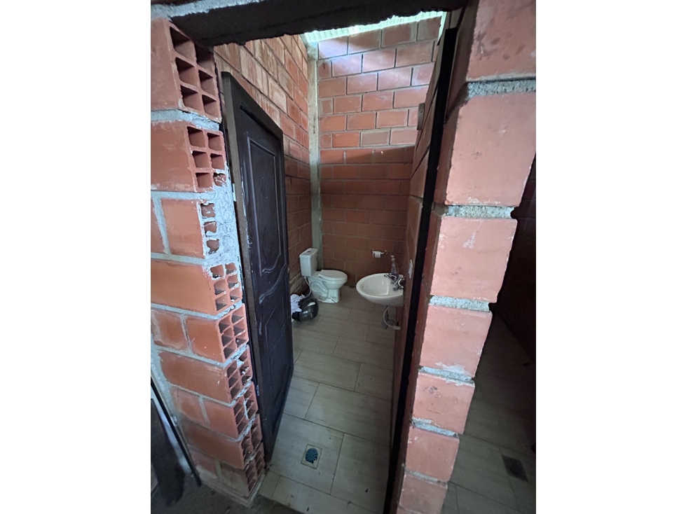 POR INMOBILIARIA - LOCAL COMERCIAL EN ARRIENDO 170m2 - TRAPICHE BELLO — foto 5