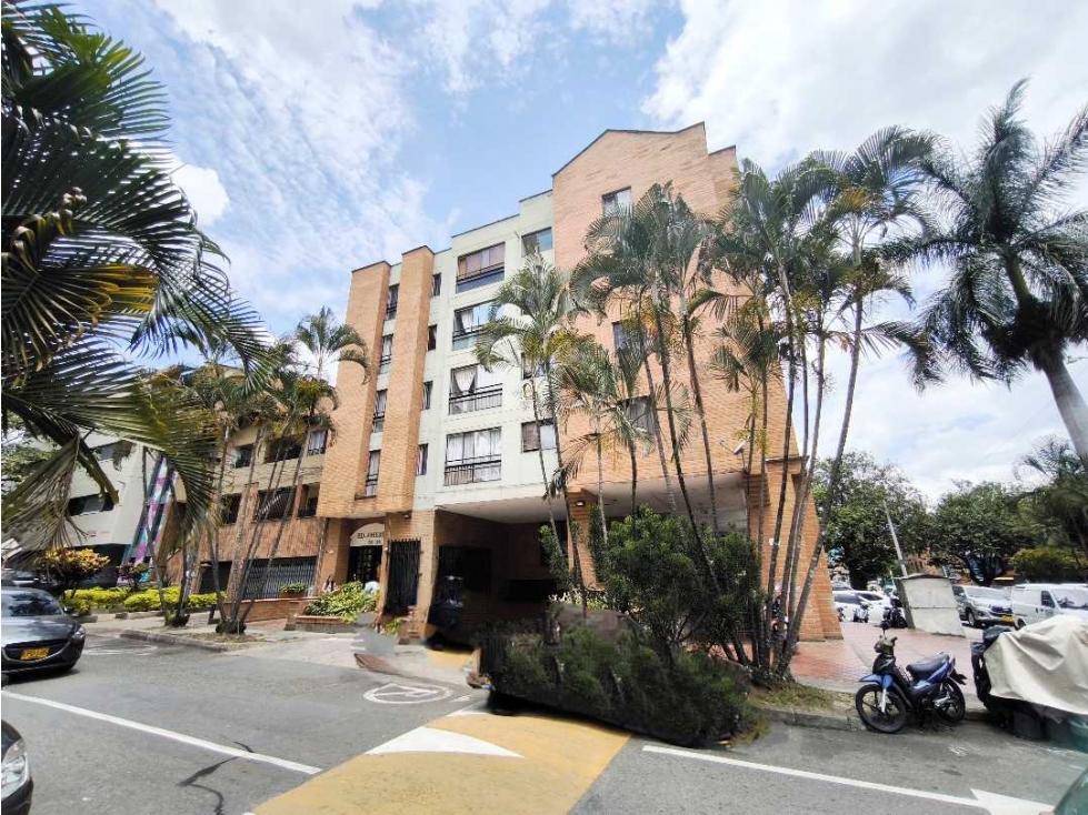 PRECIO DE OPORTUNIDAD APARTAESTUDIO REMODELADO EN LAURELES