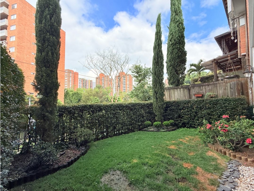 Precio Negociable. Casa en Envigado, muy cerca al mall Terrazino — foto 2