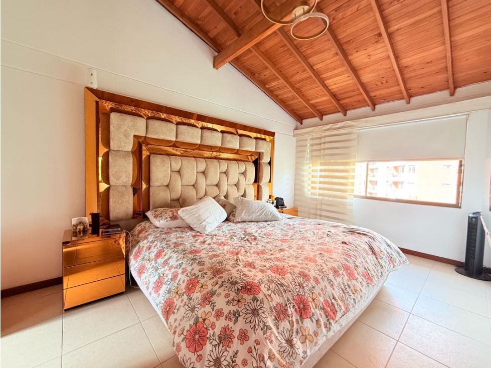 Precio Negociable. Casa en Envigado, muy cerca al mall Terrazino — foto 4