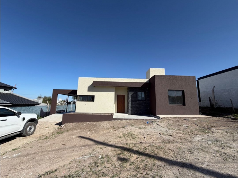 Preciosa Casa en venta en Las Sierras