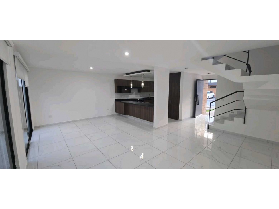PRECIOSA CASA EN VENTA MONTE REAL — foto 6