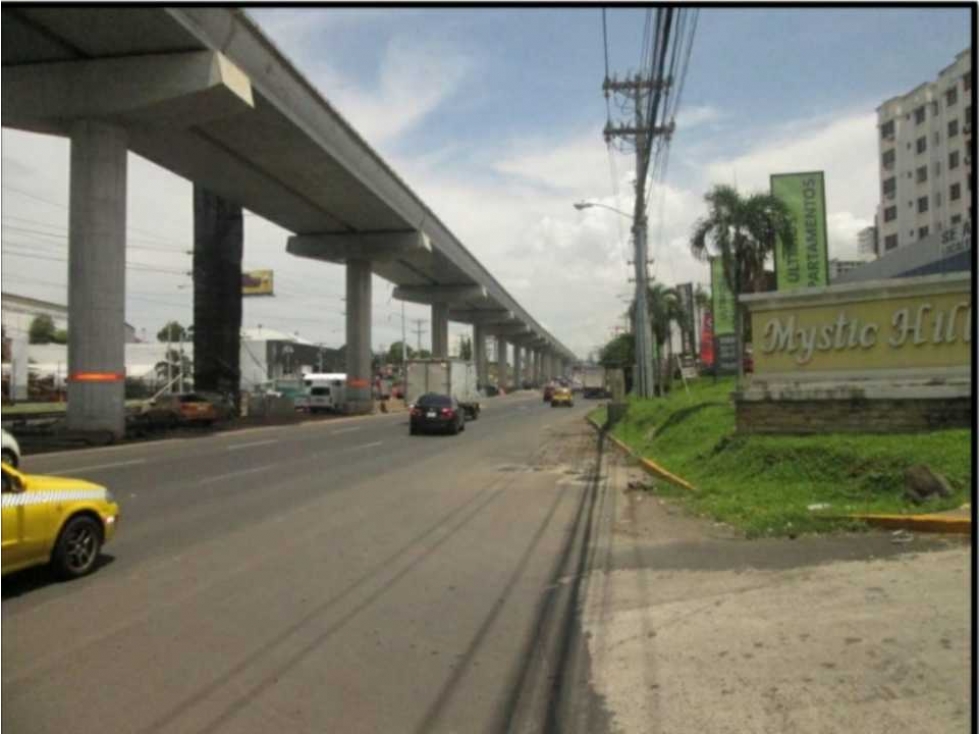 PRECIOSO APARTAMENTO EN PH MYSTIC HILLS 3 RECAMARAS $ DEBAJO DE AVALUO — foto 2
