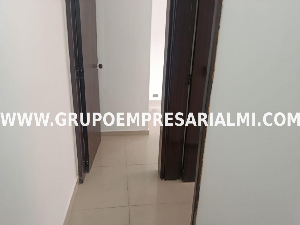 PRECIOSO APARTAMENTO EN VENTA - SECTOR LOMA LOS BERNAL COD: 32793 — foto 6