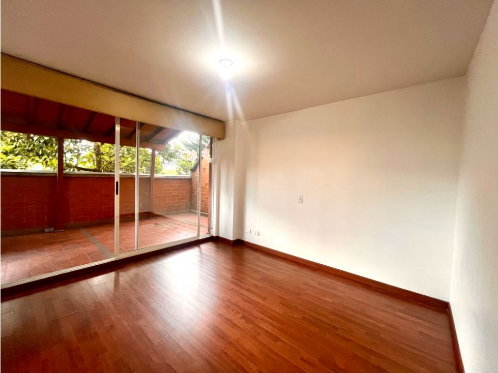 Prime Astorga Gem to Remodel Best Layout & Spacious Terrace