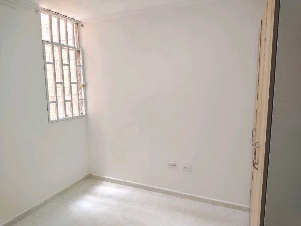 Primer piso, CES Sabaneta — foto 5