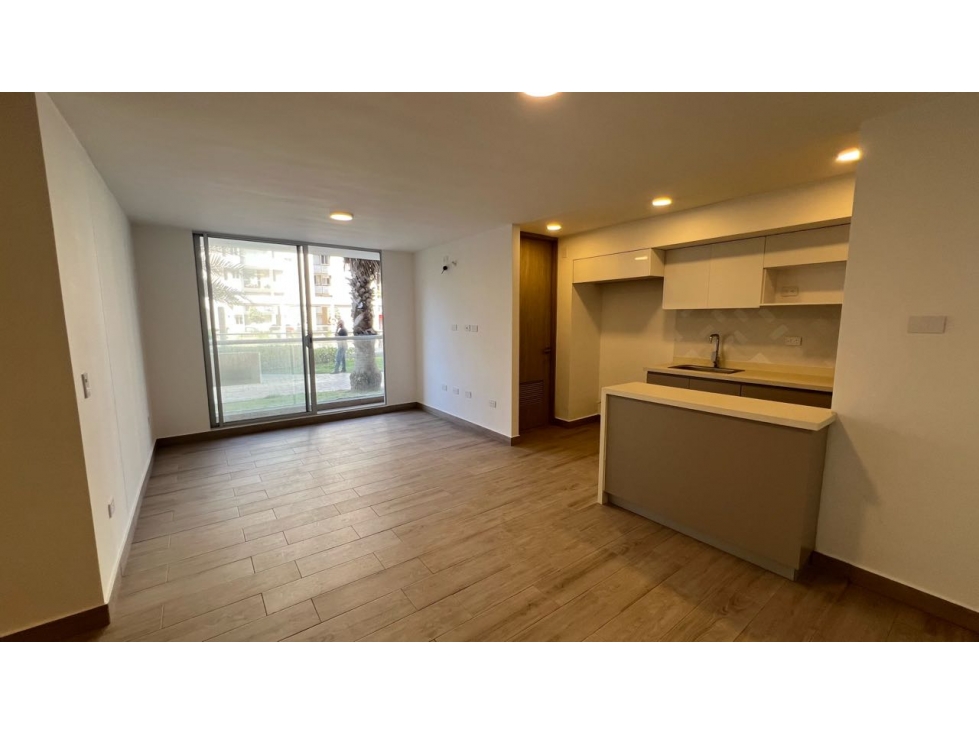 Primer piso en venta Edf Altamar