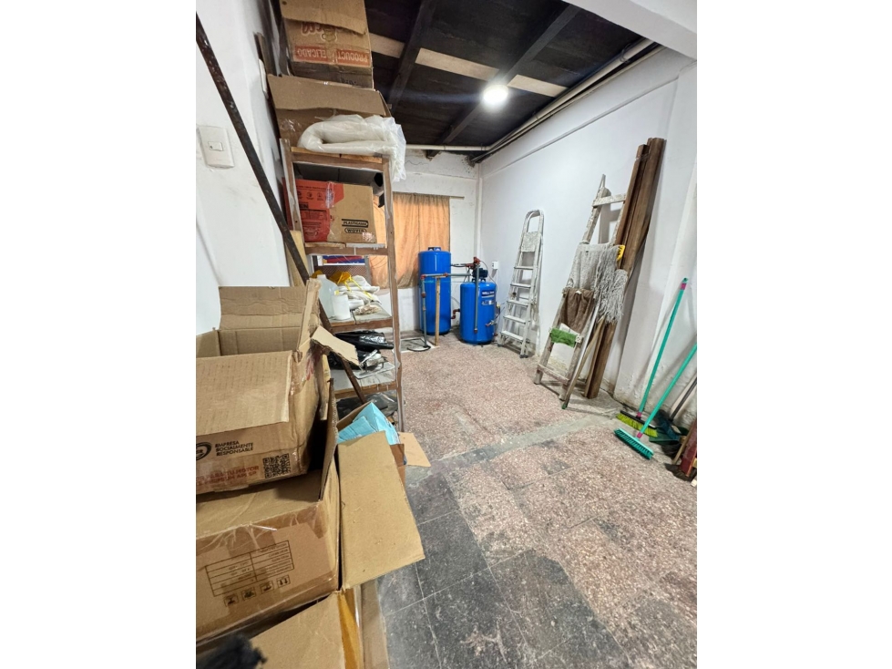 Propiedad Comercial en vía principal en Salinas - 3