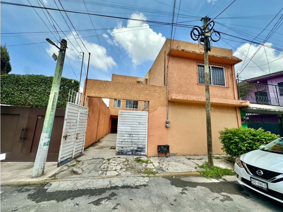 Propiedad con 4 departamentos en venta en Cuernavaca - 1