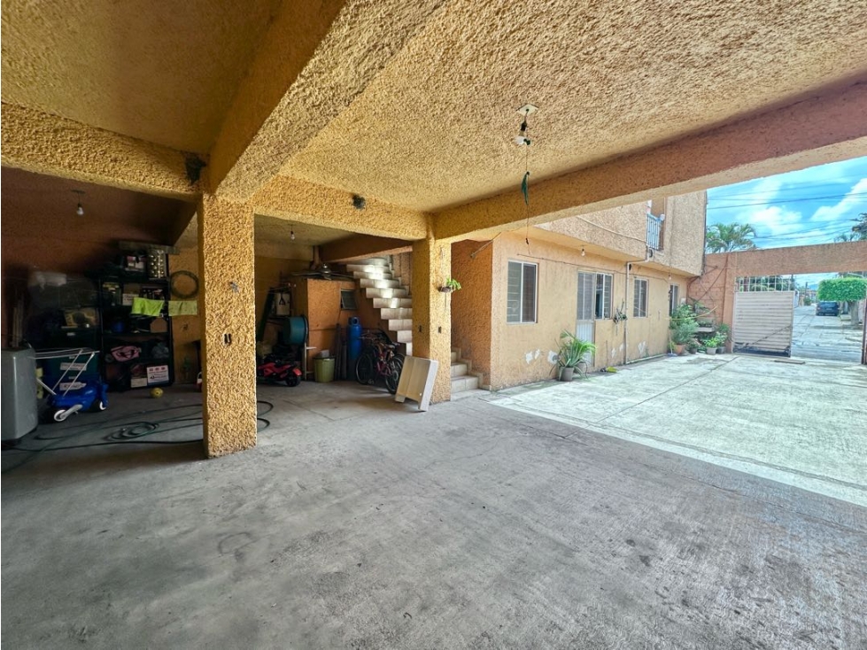 Propiedad con 4 departamentos en venta en Cuernavaca - 3