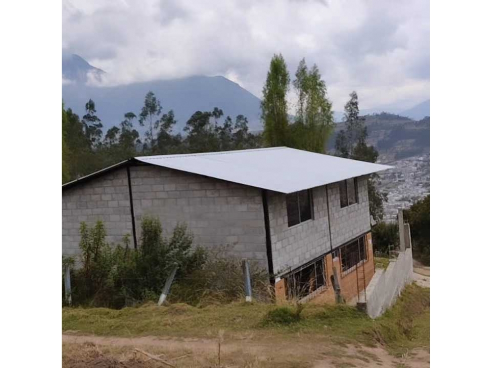 Propiedad en Venta 7000m2 y construcciones en Otavalo - 6