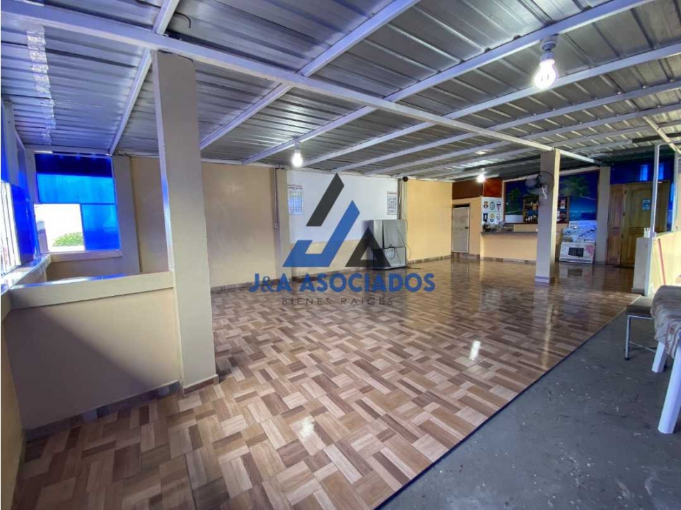 Propiedad Versáti, ideal para Inversión o Institución. Manta - 5