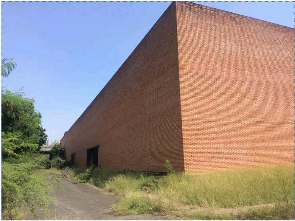 PROPIEDAD ZONA INDUSTRIAL DE YUMBO - 5