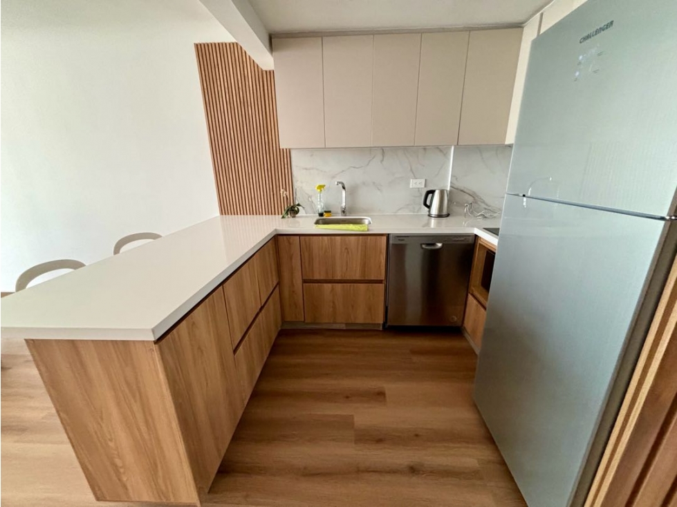 ARRIENDO Apartamento 60m2 Remodelado Amoblado Unicentro — foto 6
