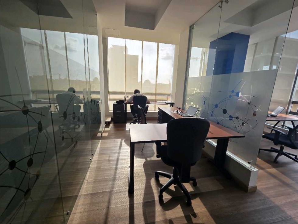 PUENTE LARGO VENTA ARRIENDO OFICINAS 80M2 EXTERIOR BAÑO Y COCINA $750M — foto 2