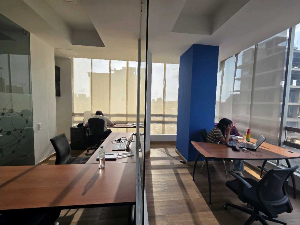 PUENTE LARGO VENTA ARRIENDO OFICINAS 80M2 EXTERIOR BAÑO Y COCINA $750M