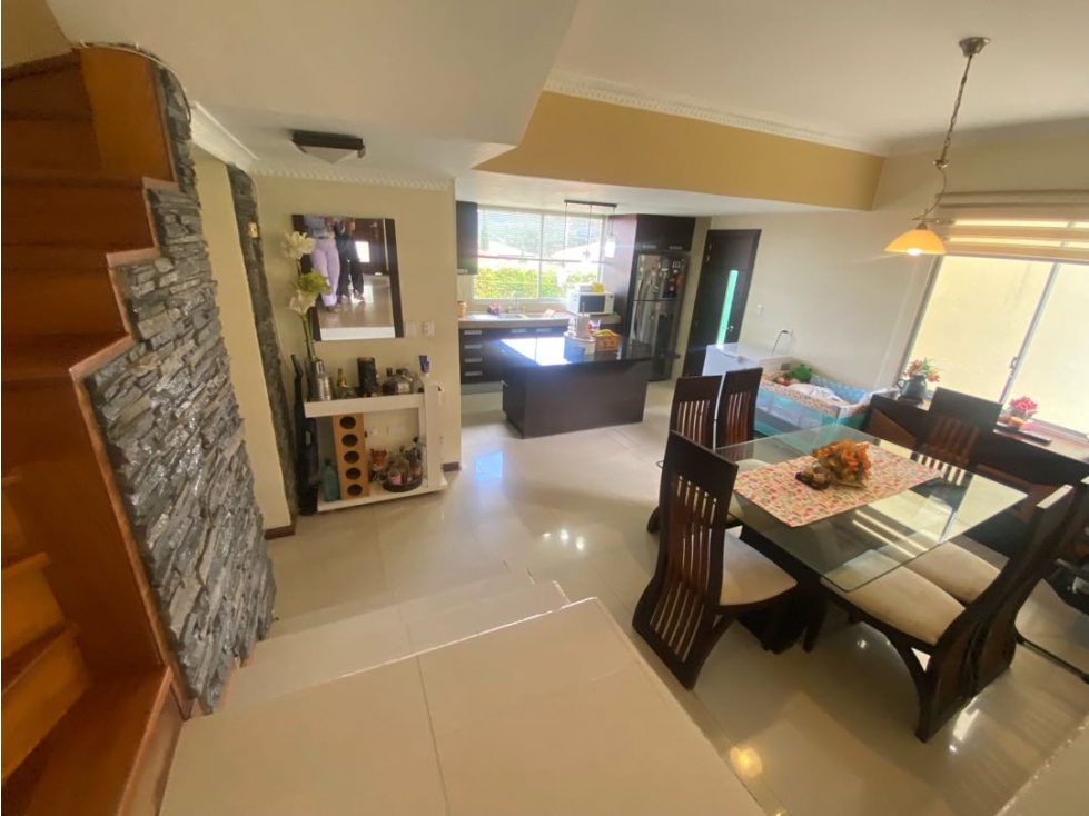 Pusuqui, Casa en Venta, 338.88m2 — foto 3