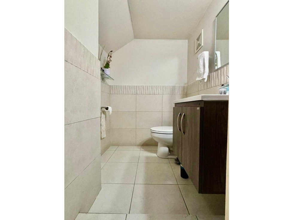 QUINTAS DE VERSALLES / CASA LYON / 3 RECÁMARAS / 2.5 BAÑOS / 2 PARKING — foto 2