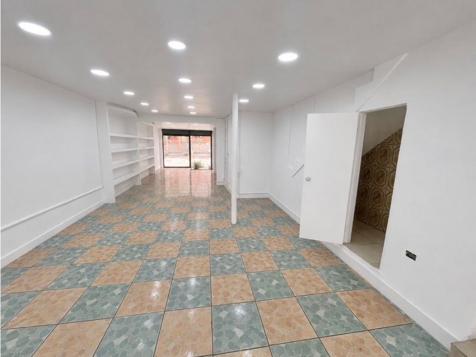 Real Audiencia Local Comercial 115m2