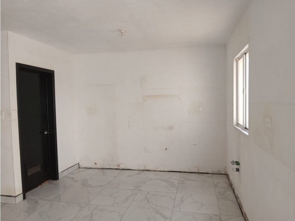 Casa en Quinta Alcázar, Mexicali | Oportunidad de Inversión - 2